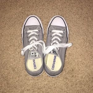 gray converse